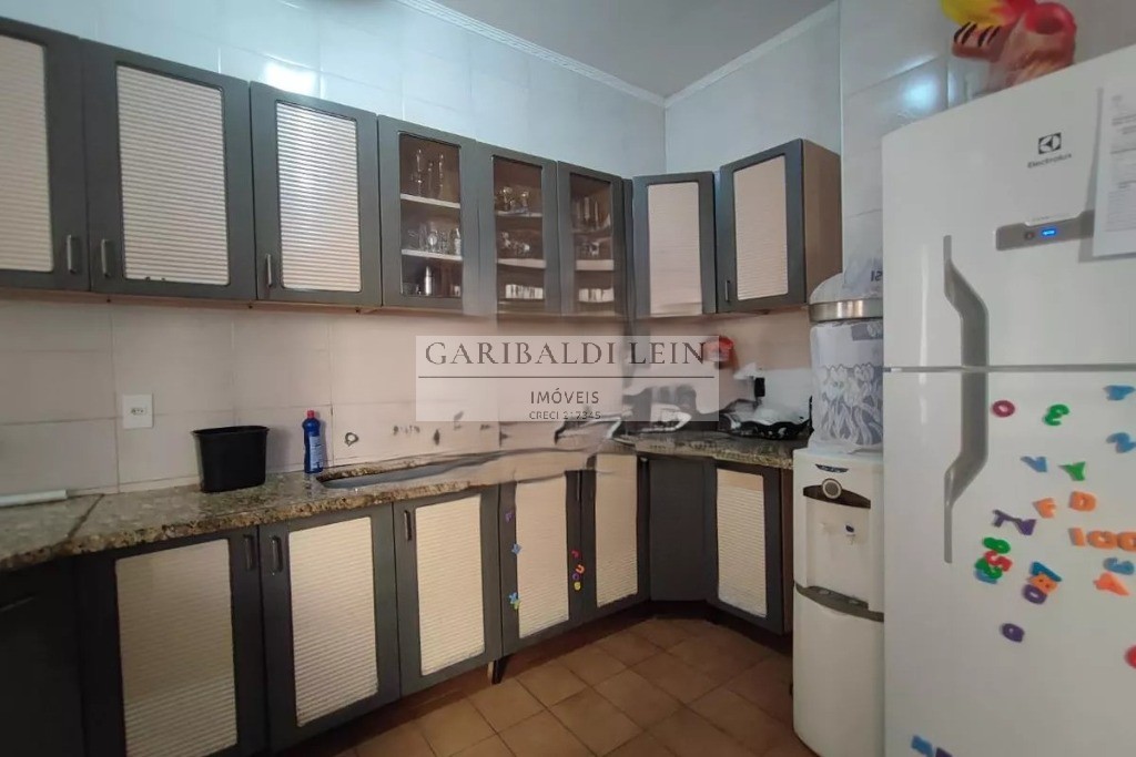 Casa à venda com 3 quartos, 194m² - Foto 20