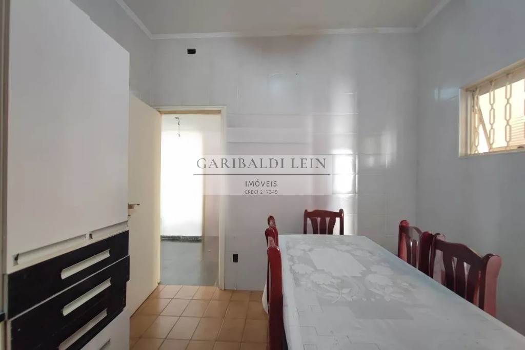 Casa à venda com 3 quartos, 194m² - Foto 18