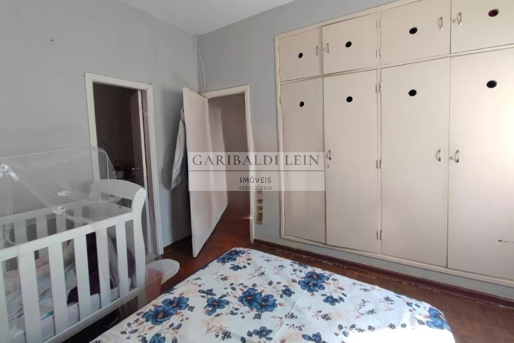 Casa à venda com 3 quartos, 194m² - Foto 7