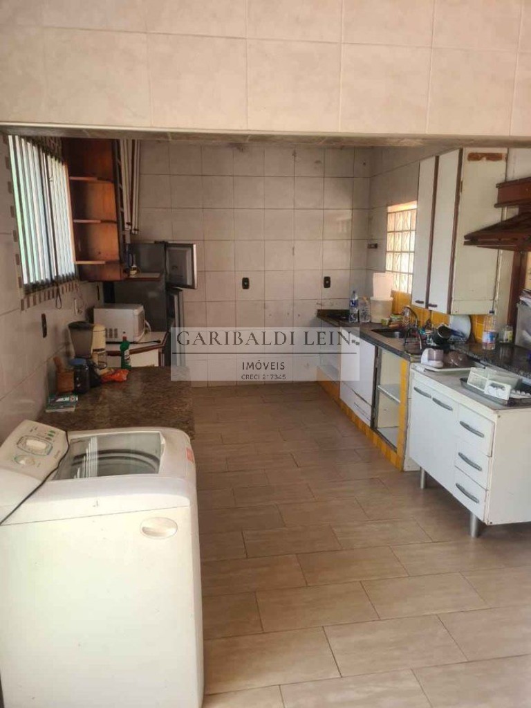 Casa para alugar com 4 quartos, 400m² - Foto 20