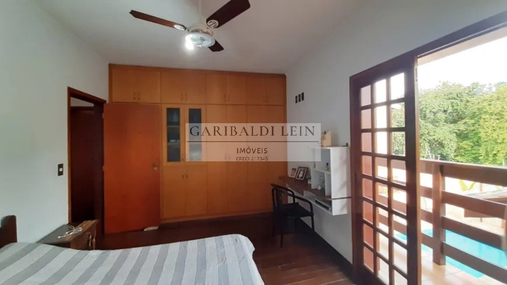 Casa à venda com 3 quartos, 300m² - Foto 12