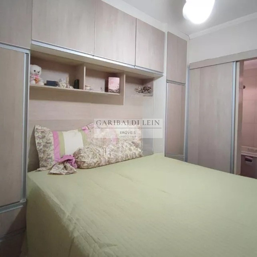 Casa à venda com 2 quartos, 70m² - Foto 7