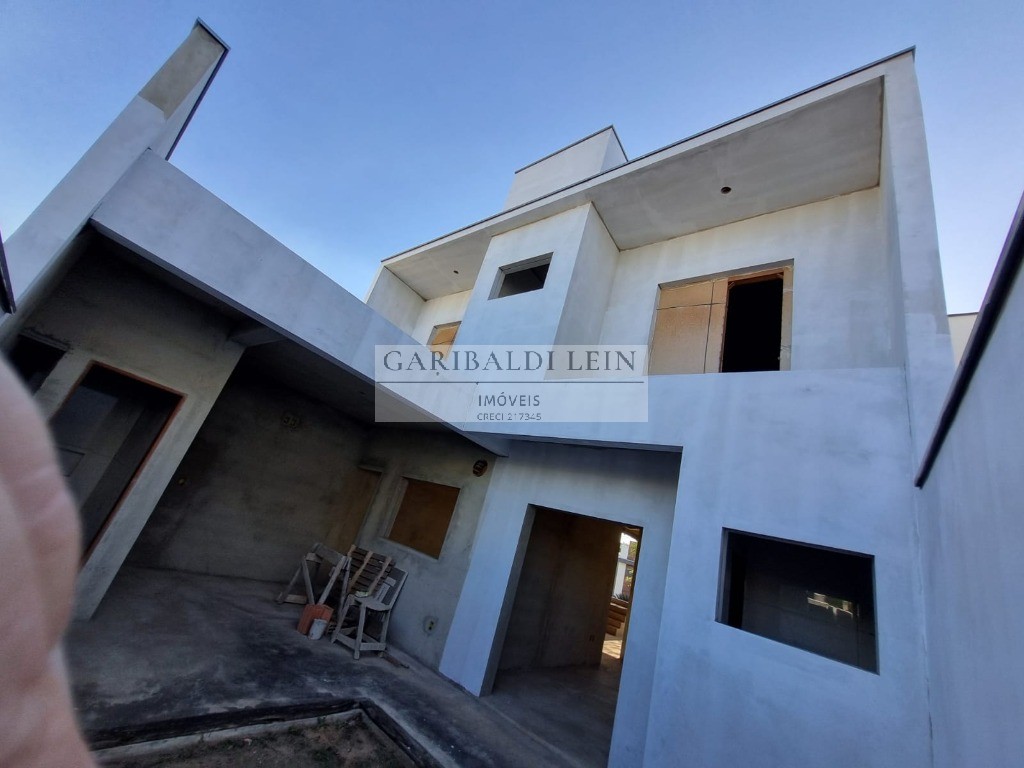 Casa à venda com 3 quartos, 209m² - Foto 7