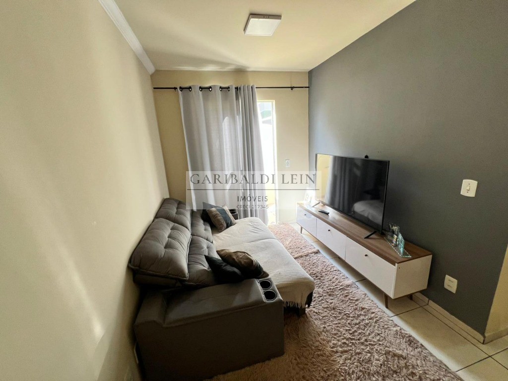 Apartamento à venda com 2 quartos, 67m² - Foto 2