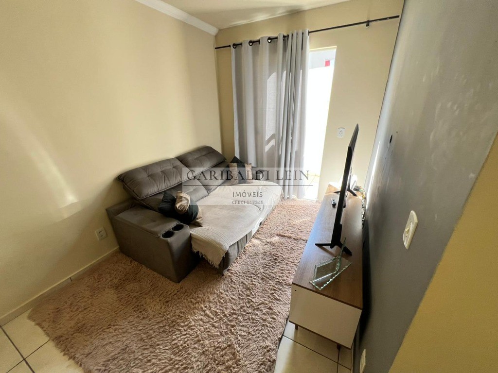 Apartamento à venda com 2 quartos, 67m² - Foto 3