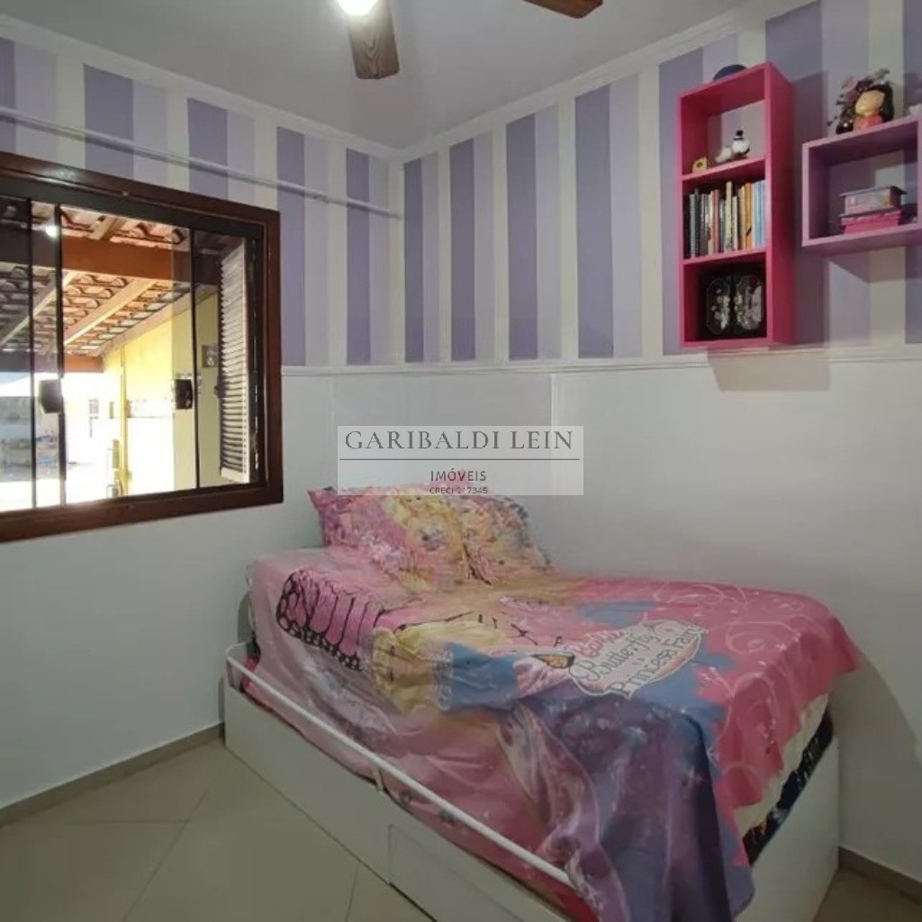 Casa à venda com 2 quartos, 70m² - Foto 11