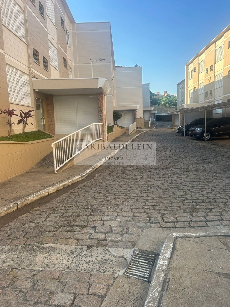 Apartamento à venda com 3 quartos, 73m² - Foto 1