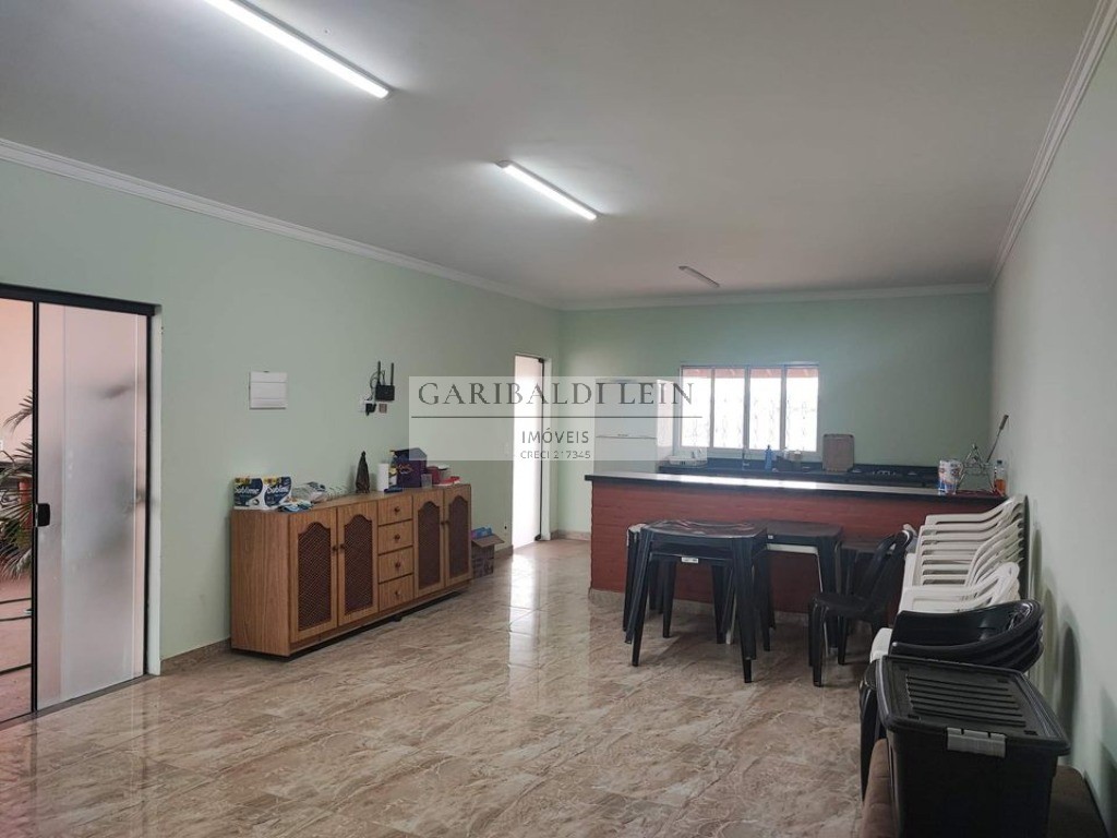 Chácara à venda com 3 quartos, 250m² - Foto 5