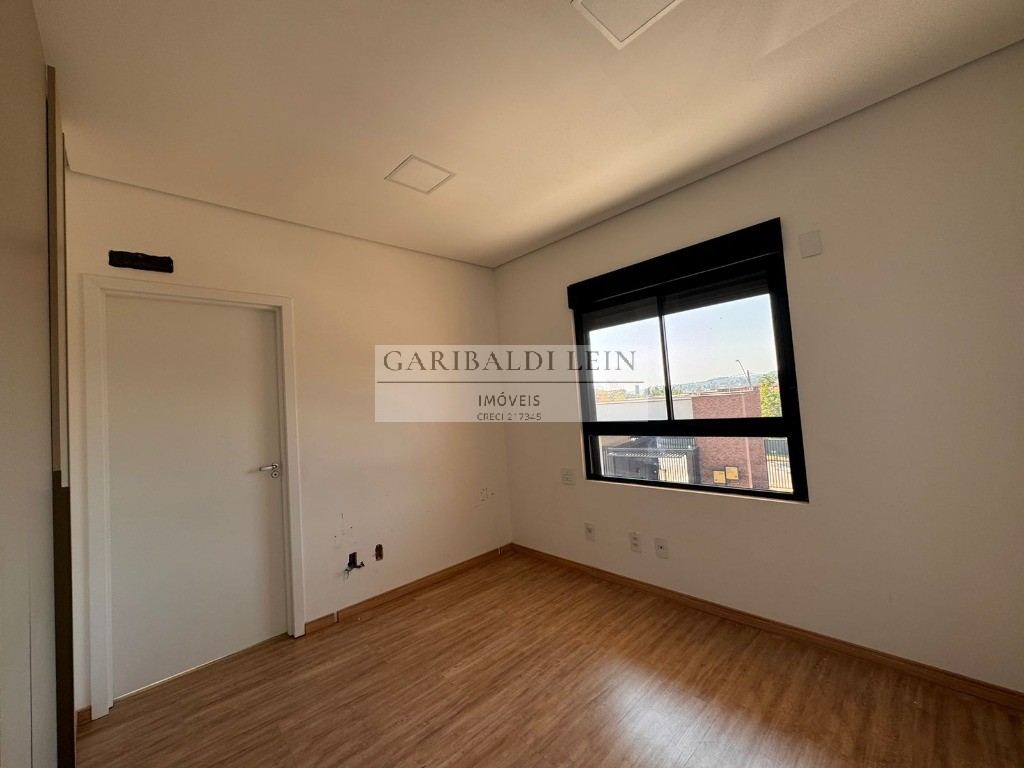 Casa à venda com 3 quartos, 209m² - Foto 18