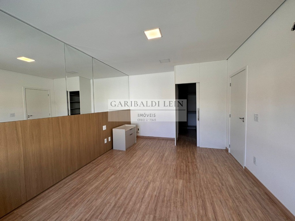 Casa à venda com 3 quartos, 209m² - Foto 23