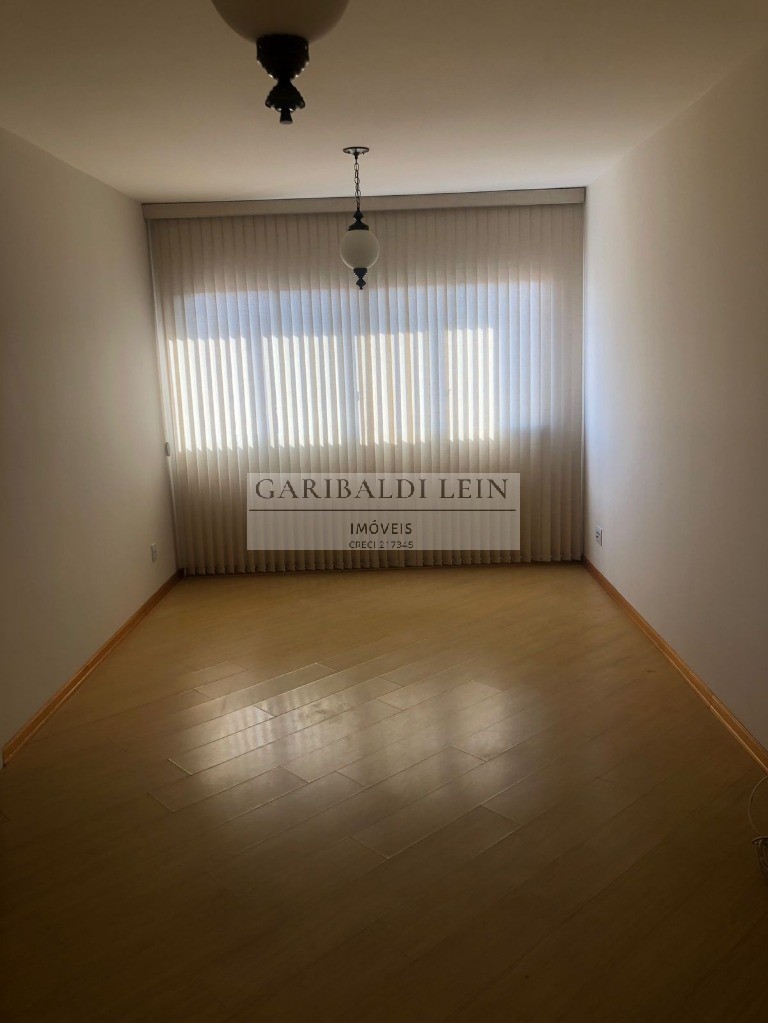 Apartamento à venda com 3 quartos, 97m² - Foto 3