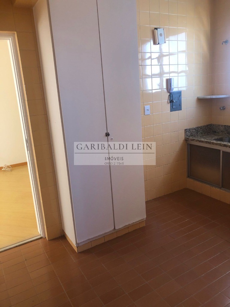 Apartamento à venda com 3 quartos, 97m² - Foto 12