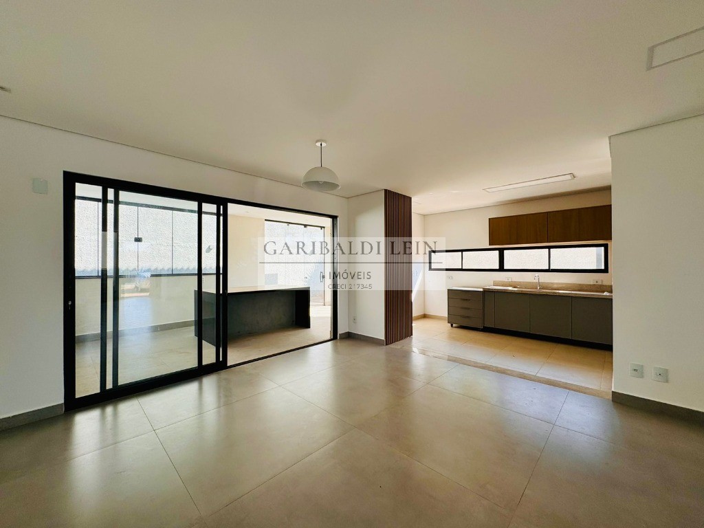 Casa à venda com 3 quartos, 209m² - Foto 11