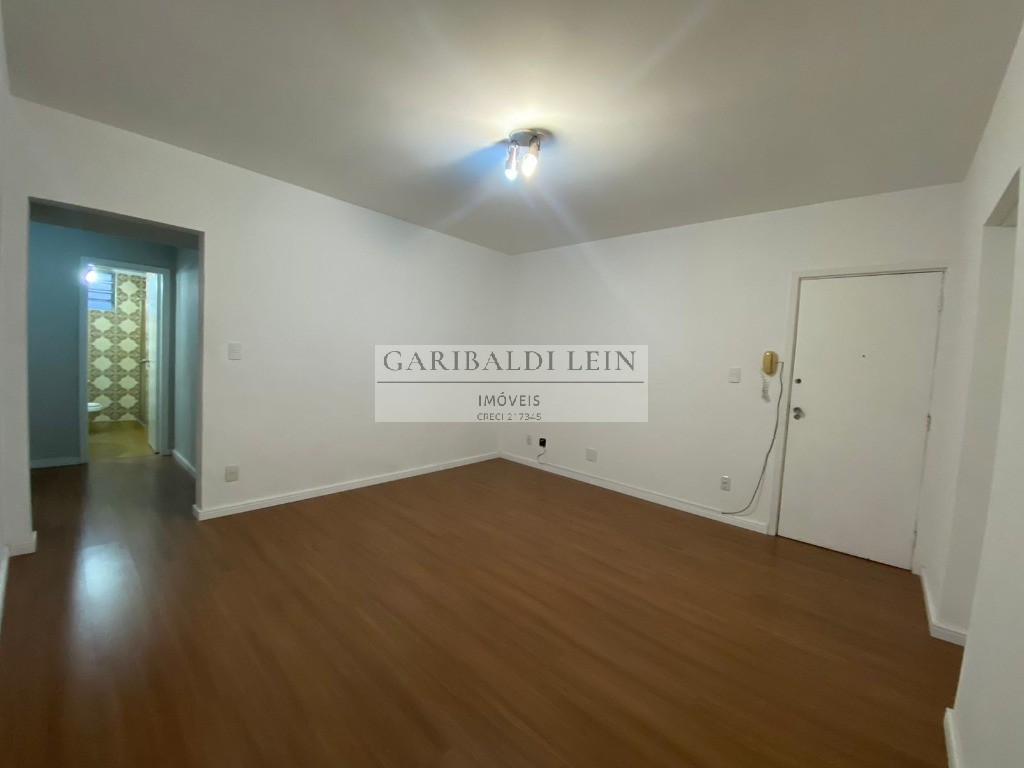 Apartamento à venda com 2 quartos, 87m² - Foto 3