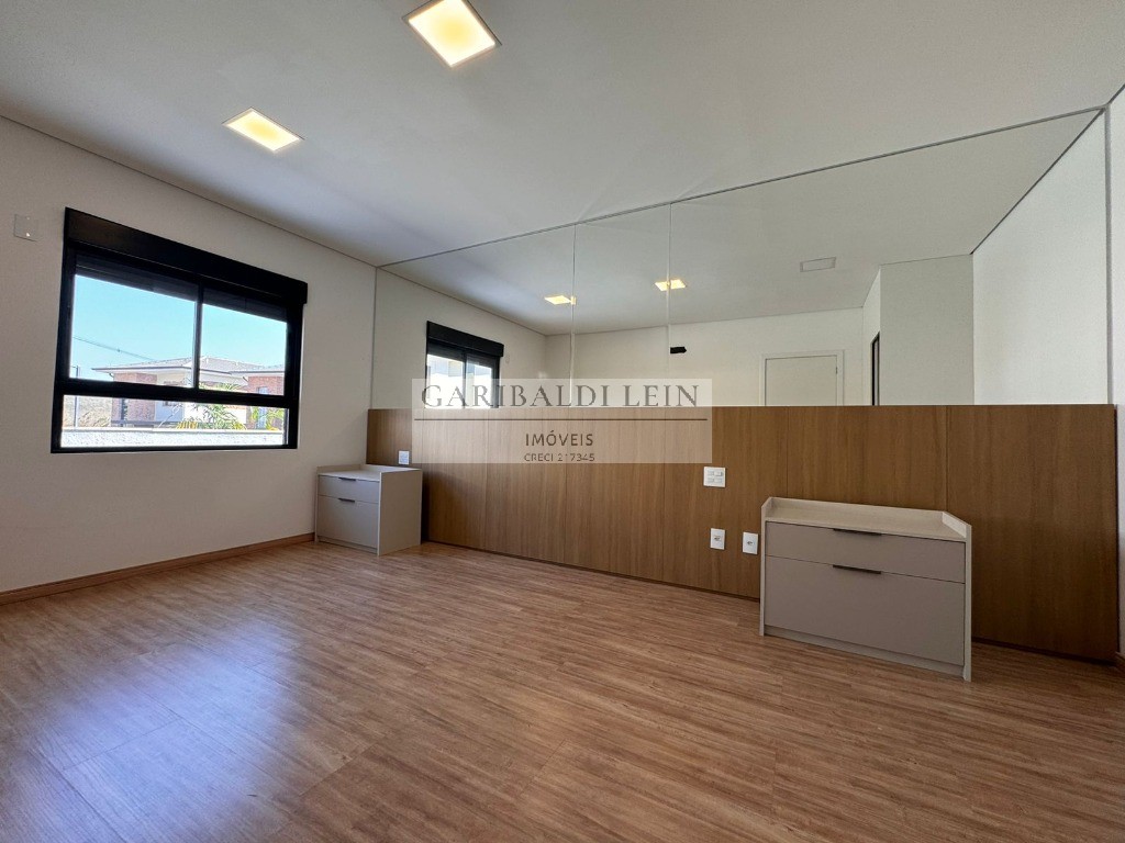 Casa à venda com 3 quartos, 209m² - Foto 20