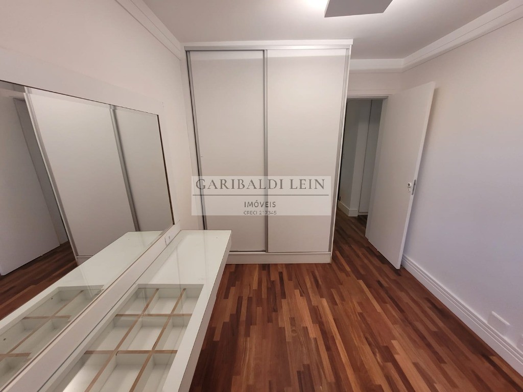 Apartamento para alugar com 3 quartos, 125m² - Foto 14