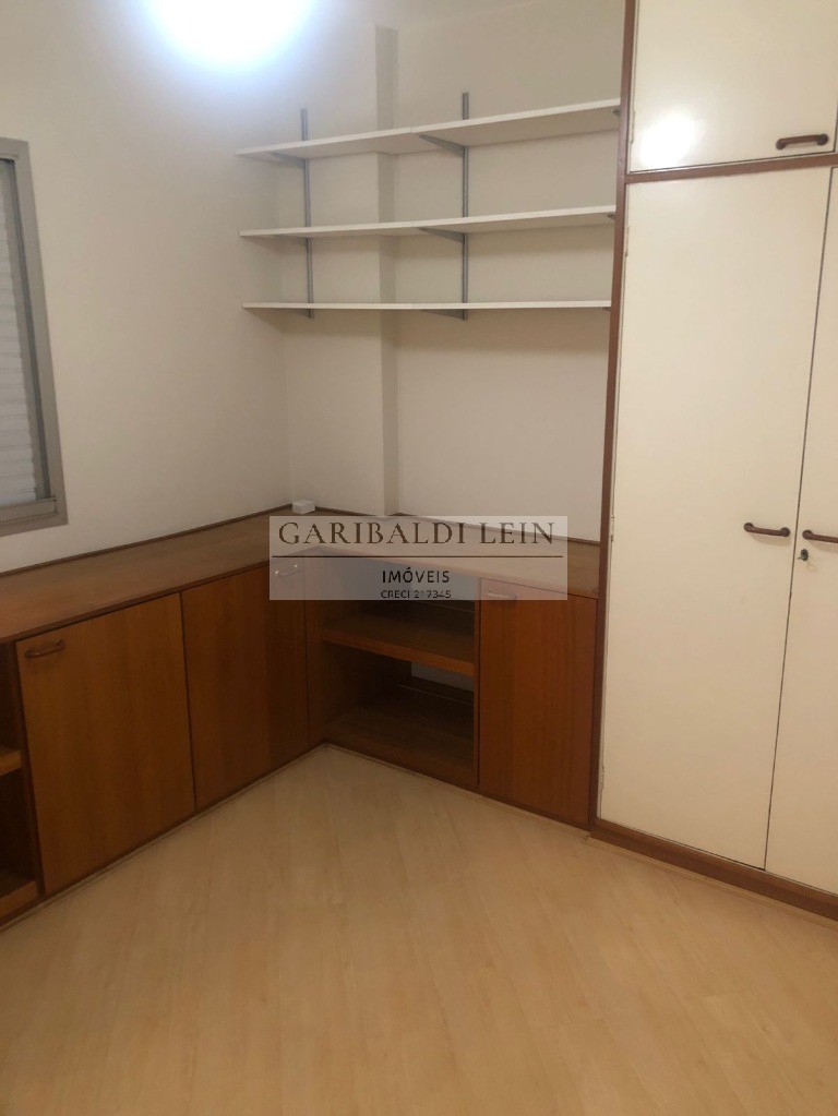 Apartamento à venda com 3 quartos, 97m² - Foto 7