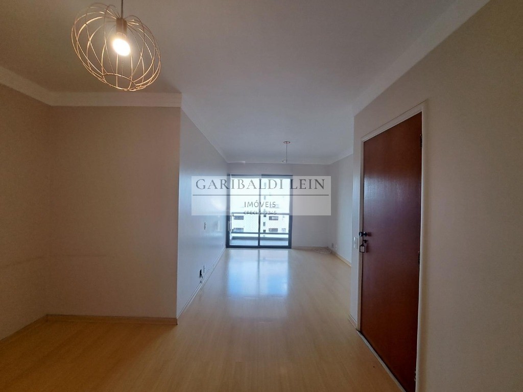 Apartamento à venda com 3 quartos, 117m² - Foto 2