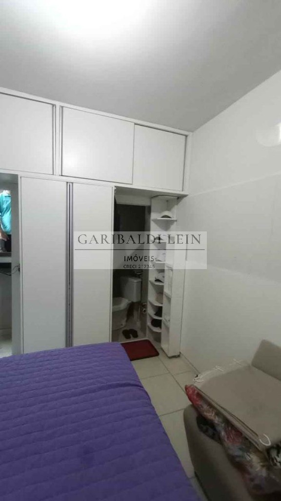 Casa à venda com 3 quartos, 210m² - Foto 9