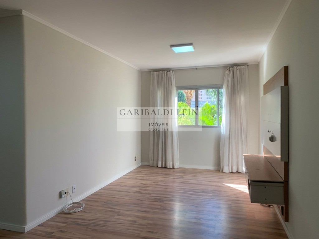 Apartamento para alugar com 3 quartos, 100m² - Foto 2