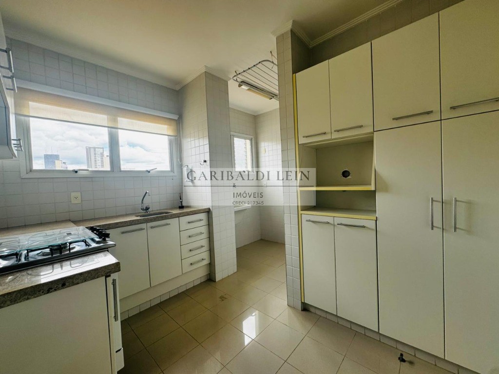 Apartamento à venda com 2 quartos, 74m² - Foto 13