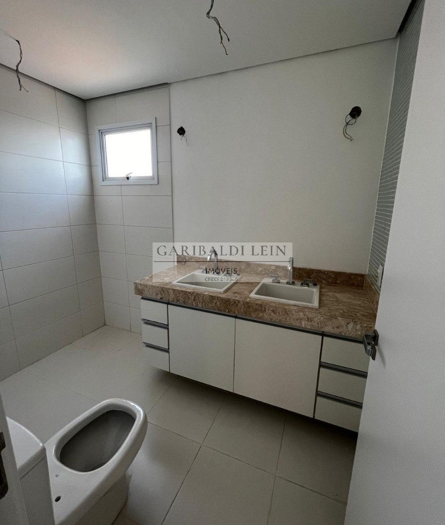 Apartamento à venda e aluguel com 3 quartos, 134m² - Foto 10