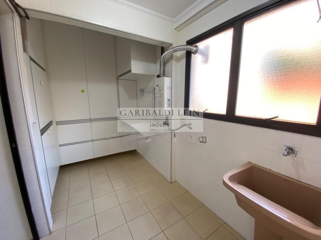 Apartamento à venda com 3 quartos, 111m² - Foto 16