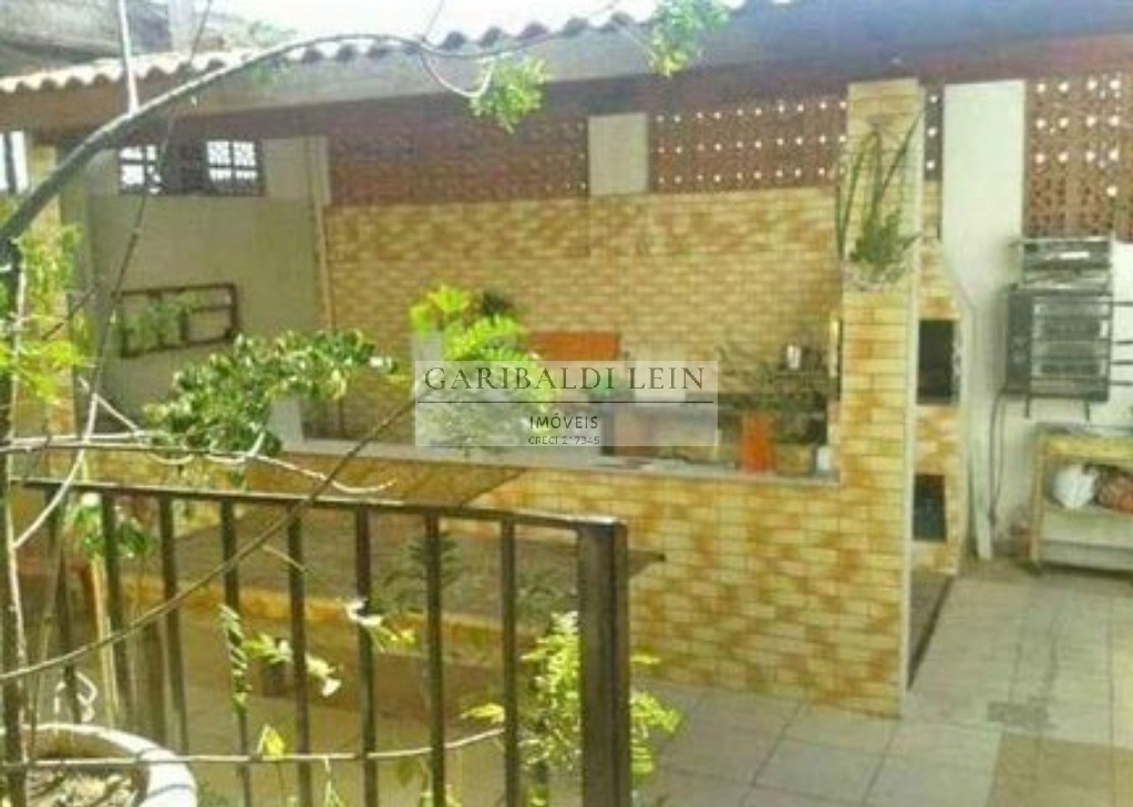 Casa à venda com 3 quartos, 180m² - Foto 2