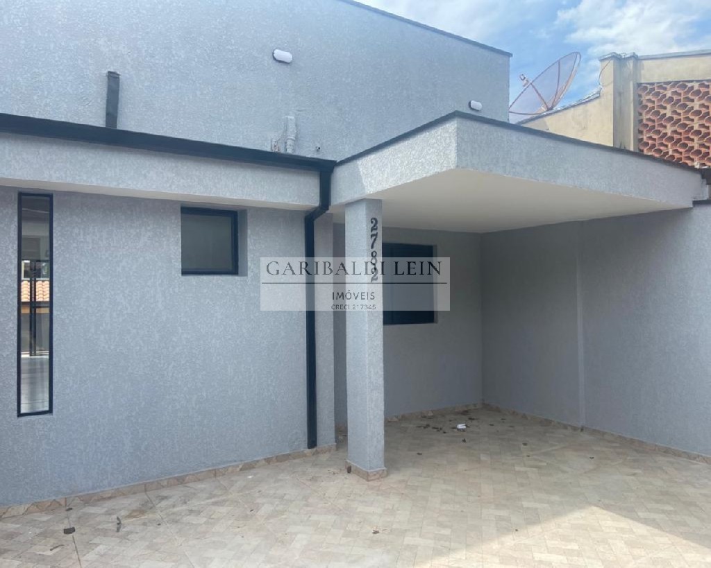 Casa à venda com 2 quartos, 100m² - Foto 4