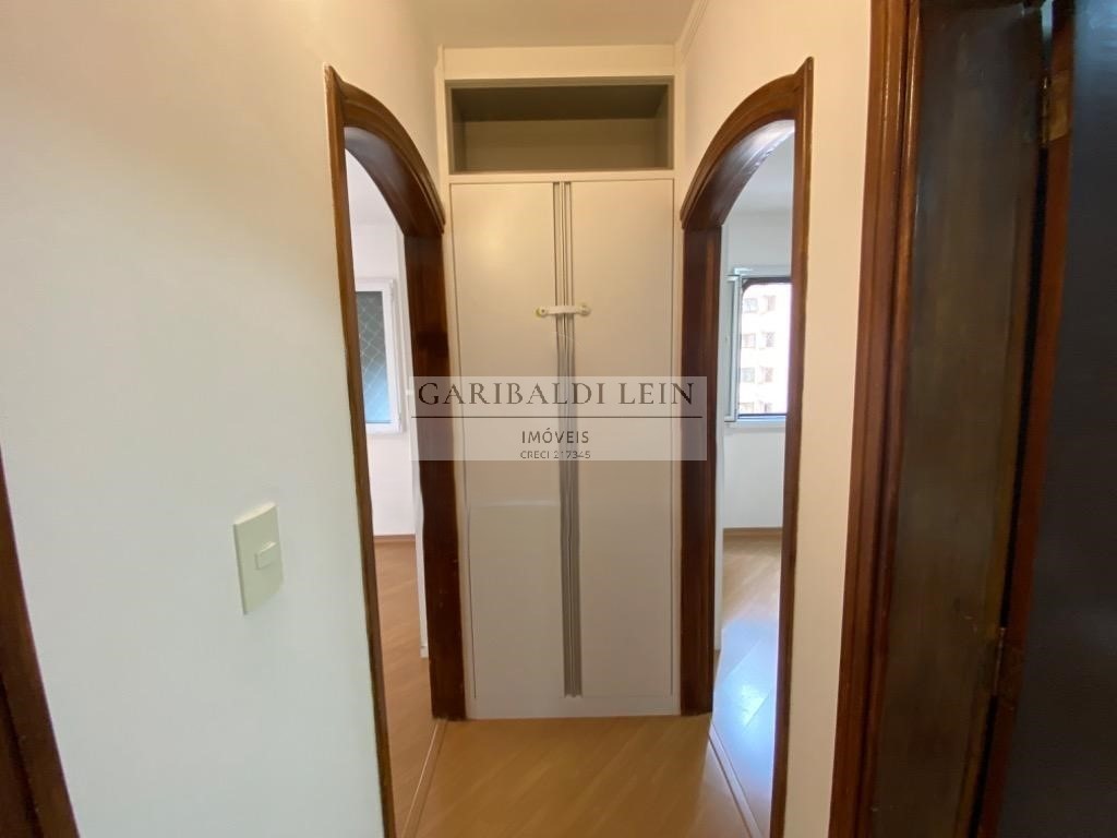 Apartamento à venda com 3 quartos, 111m² - Foto 6