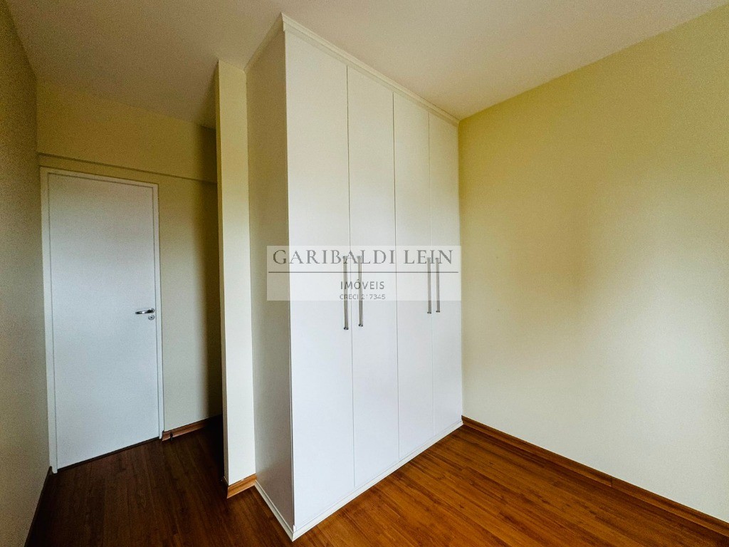 Apartamento à venda com 2 quartos, 74m² - Foto 6