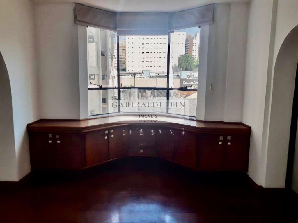 Apartamento à venda com 4 quartos, 157m² - Foto 5