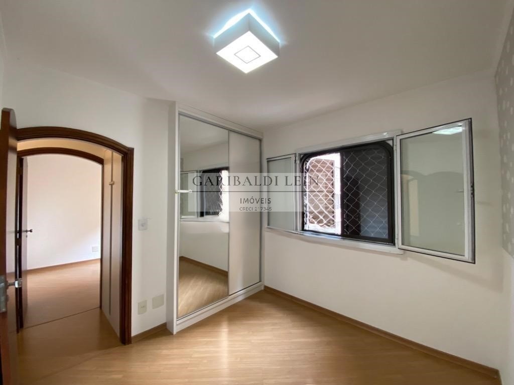 Apartamento à venda com 3 quartos, 111m² - Foto 12