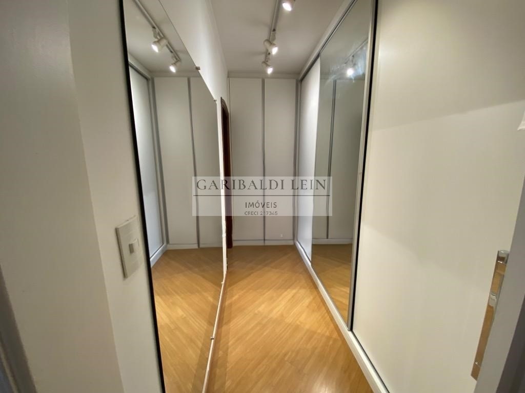 Apartamento à venda com 3 quartos, 111m² - Foto 8