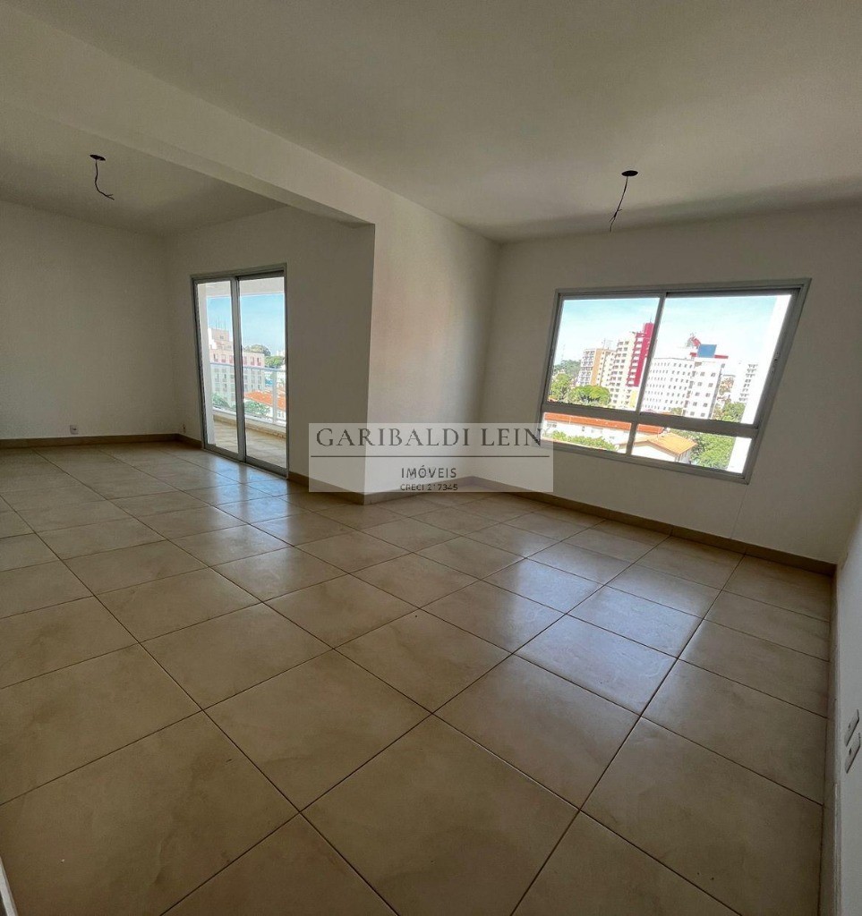 Apartamento à venda e aluguel com 3 quartos, 134m² - Foto 4