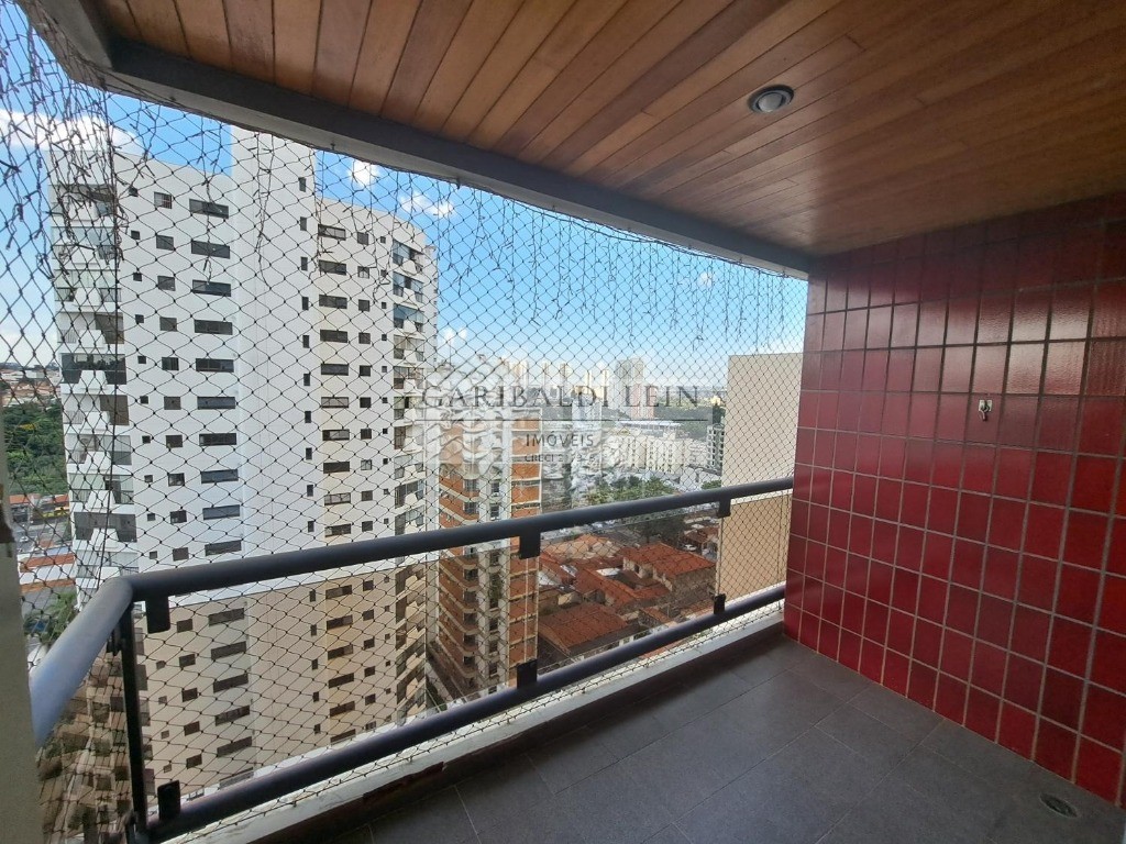 Apartamento à venda com 3 quartos, 117m² - Foto 1