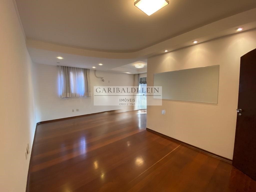 Apartamento à venda com 3 quartos, 111m² - Foto 1