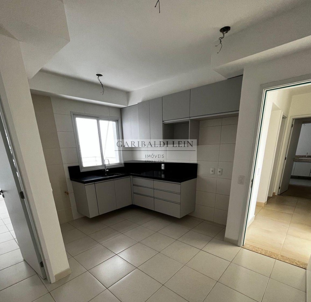 Apartamento à venda e aluguel com 3 quartos, 134m² - Foto 5