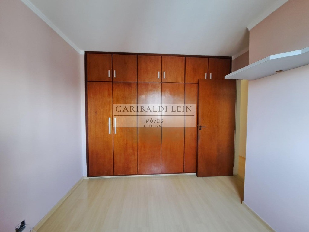 Apartamento à venda com 3 quartos, 117m² - Foto 9