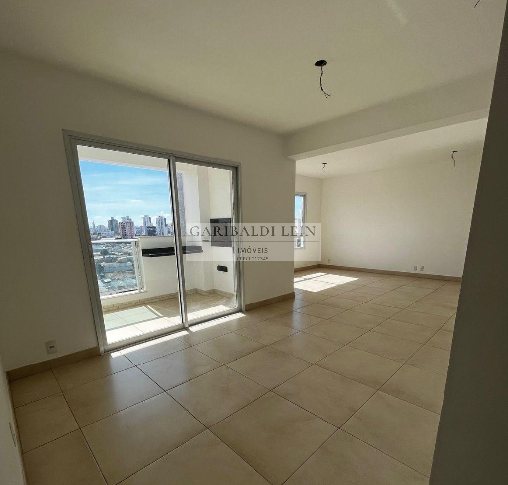 Apartamento à venda e aluguel com 3 quartos, 134m² - Foto 3