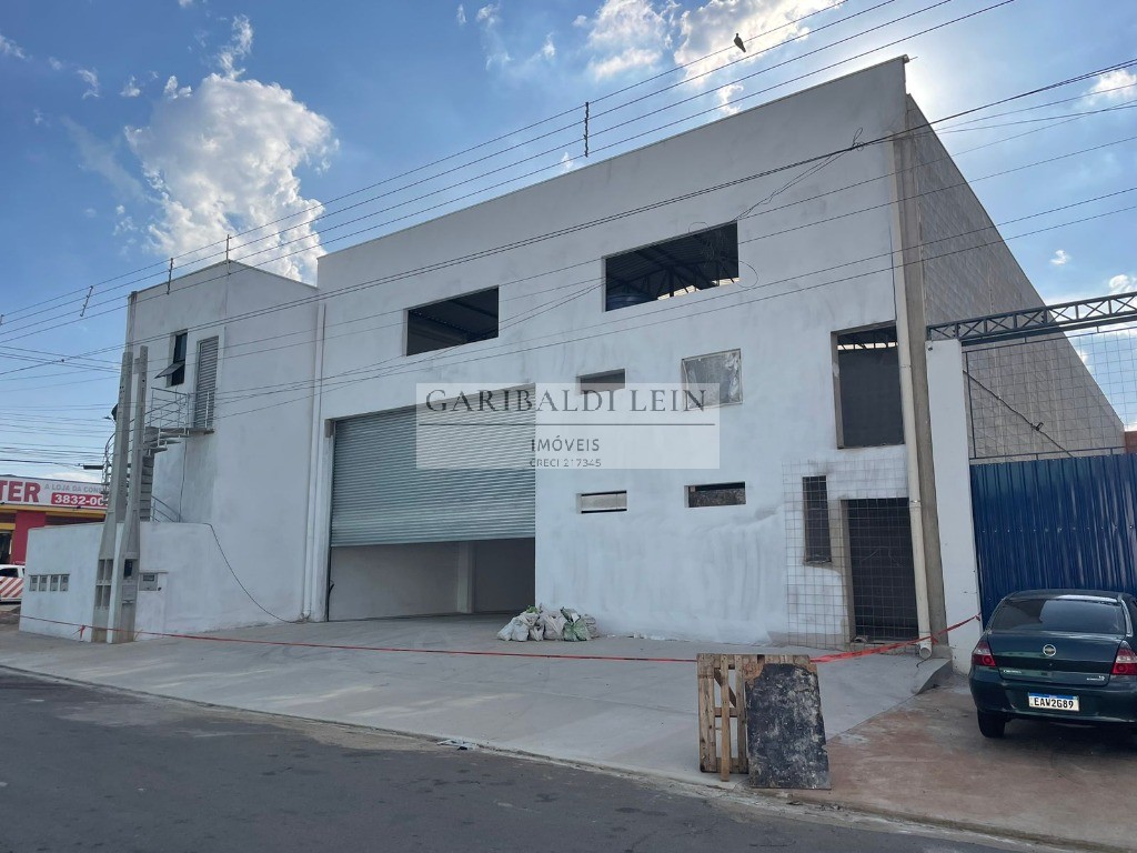 Depósito-Galpão-Armazém para alugar, 630m² - Foto 1