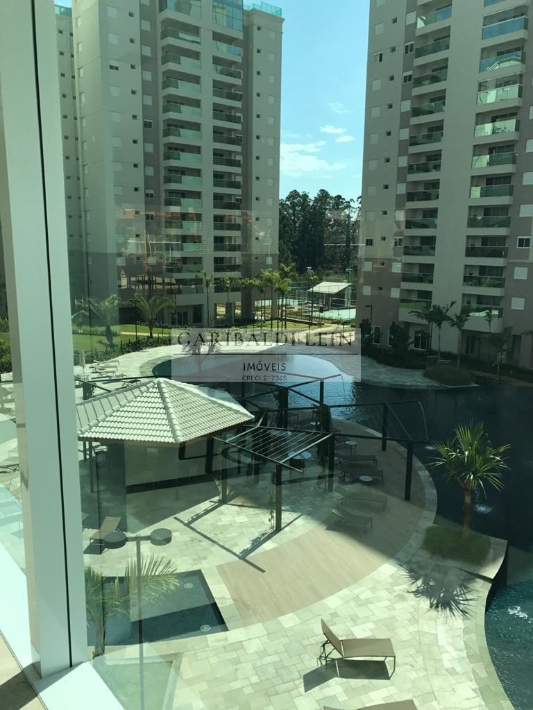 Apartamento à venda com 3 quartos, 131m² - Foto 2