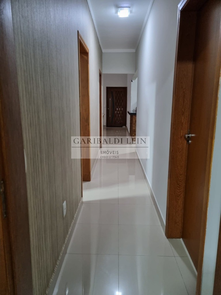 Casa à venda com 3 quartos, 140m² - Foto 4