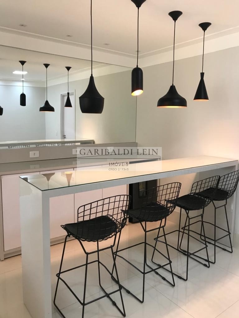 Apartamento à venda com 3 quartos, 131m² - Foto 9