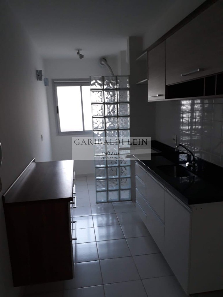 Apartamento para alugar com 2 quartos, 65m² - Foto 22