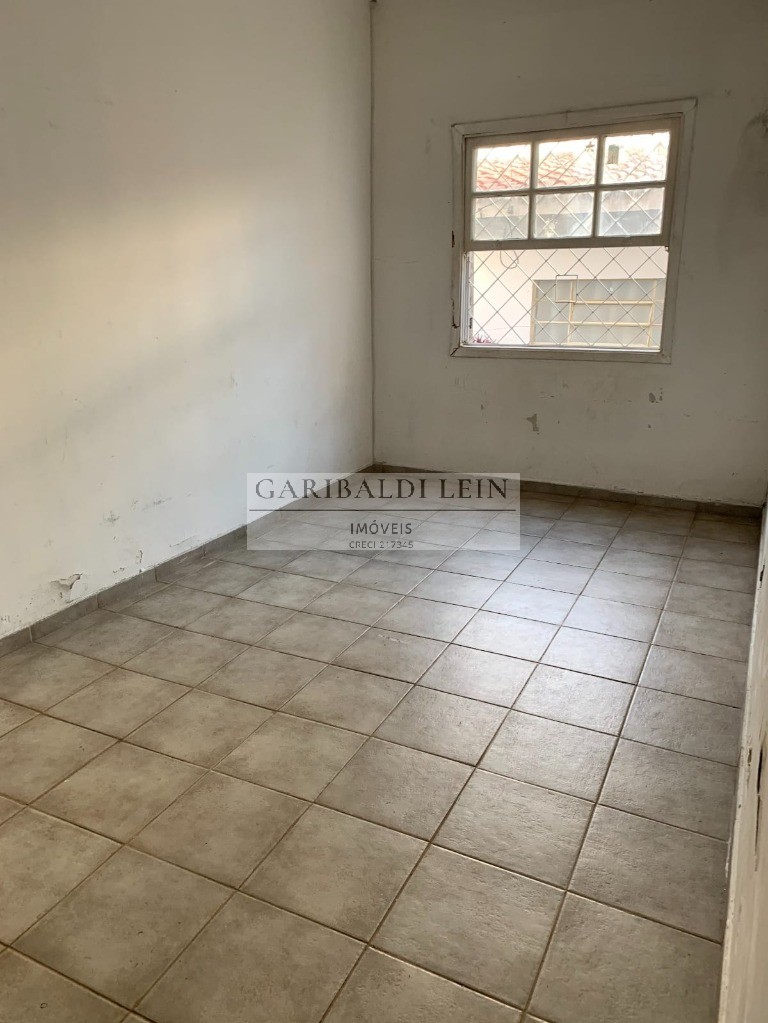 Casa à venda com 3 quartos, 160m² - Foto 2