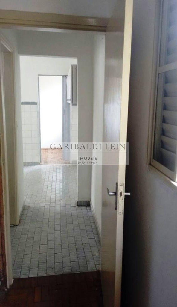 Casa à venda com 3 quartos, 160m² - Foto 3