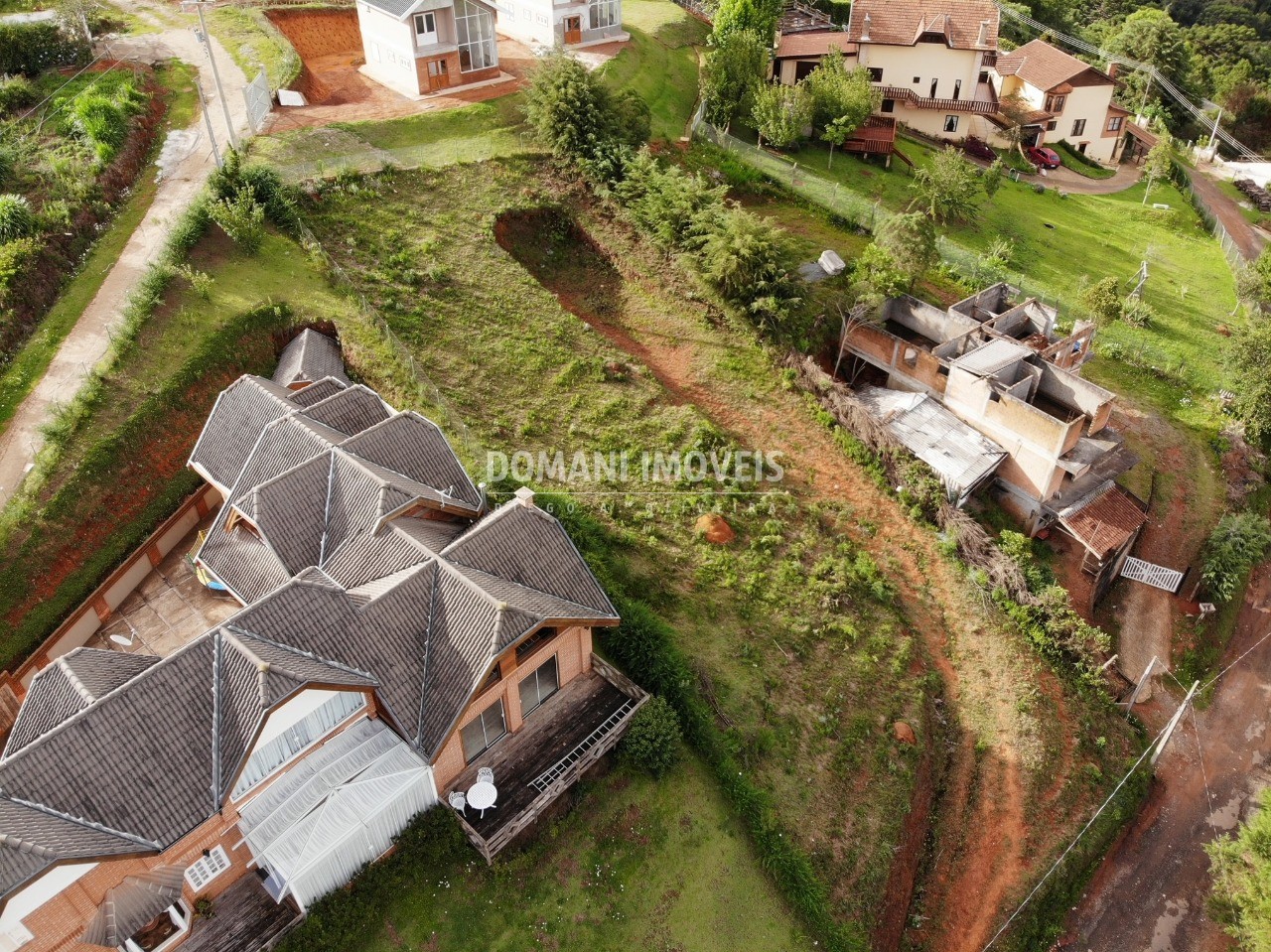 Terreno residencial em campos do jordão - sp, região do vale