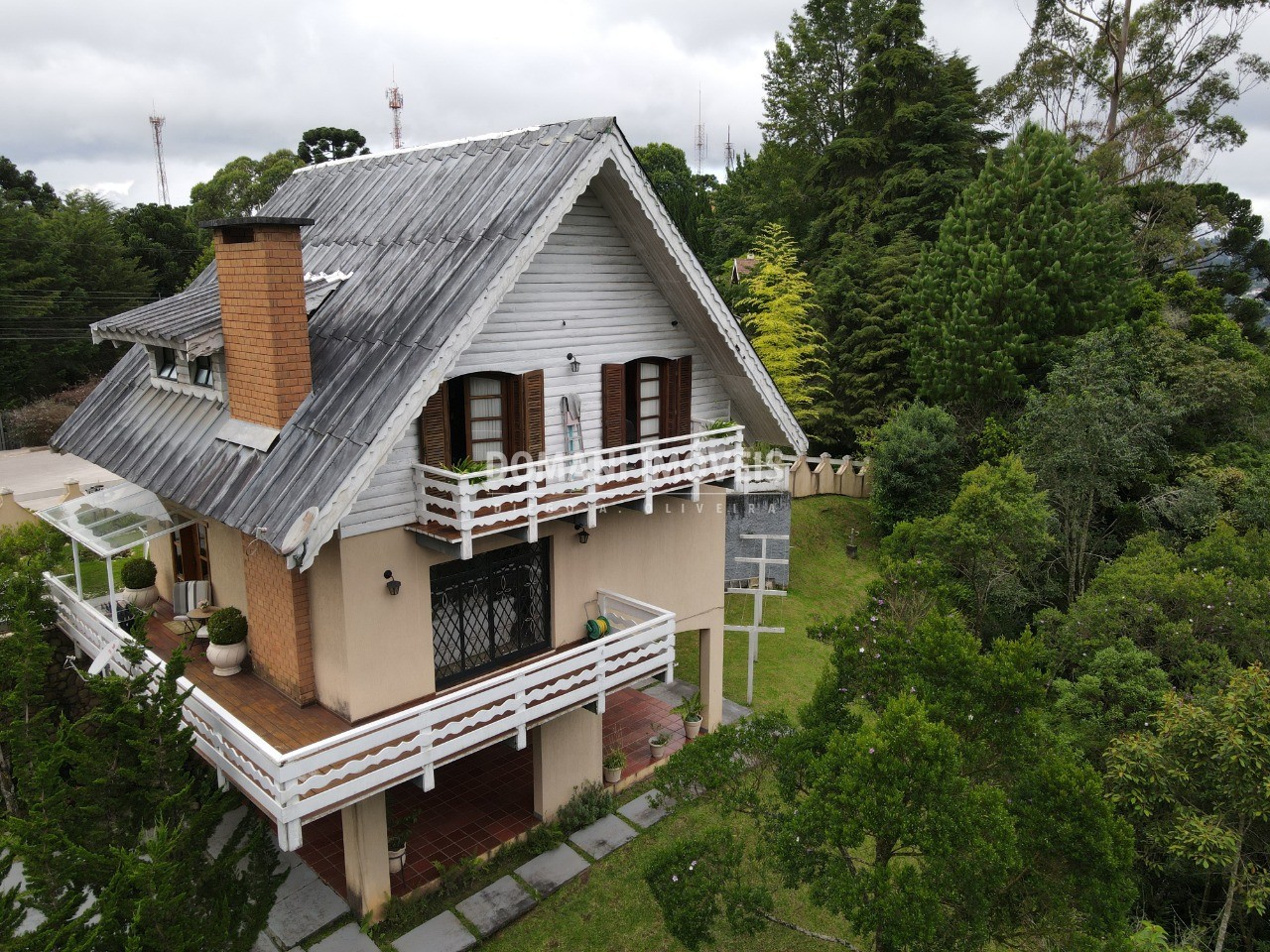 Casa à venda com 3 quartos - Foto 1