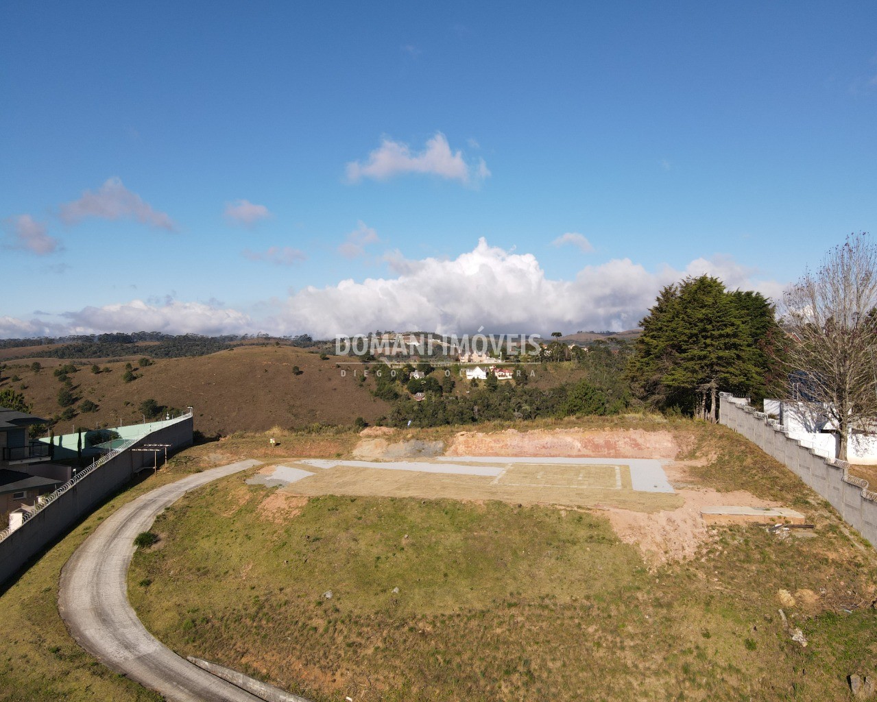 Terreno à venda, 2560m² - Foto 1